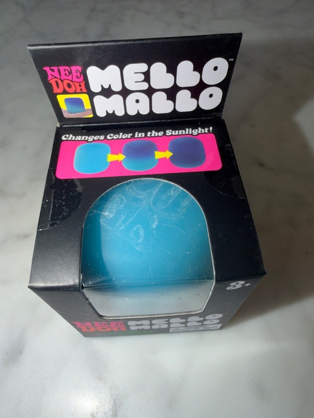 NWT NEE DOH VIRAL Mello Mallo Color-Changing Ball in Bright Turquoise